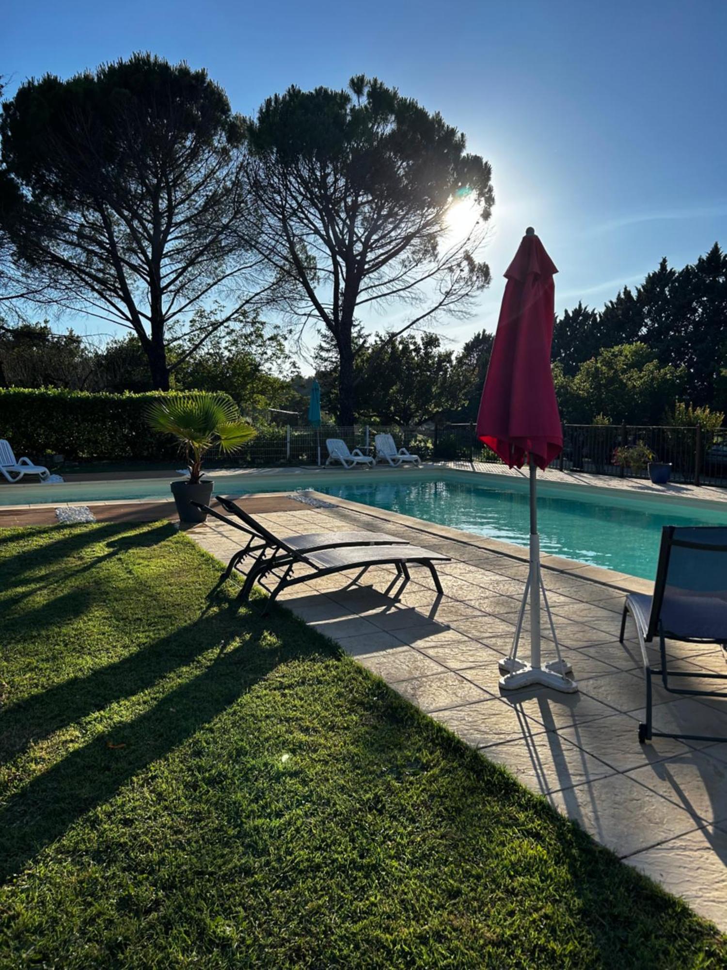 Les Demeures Du Clos Niozelles Buitenkant foto