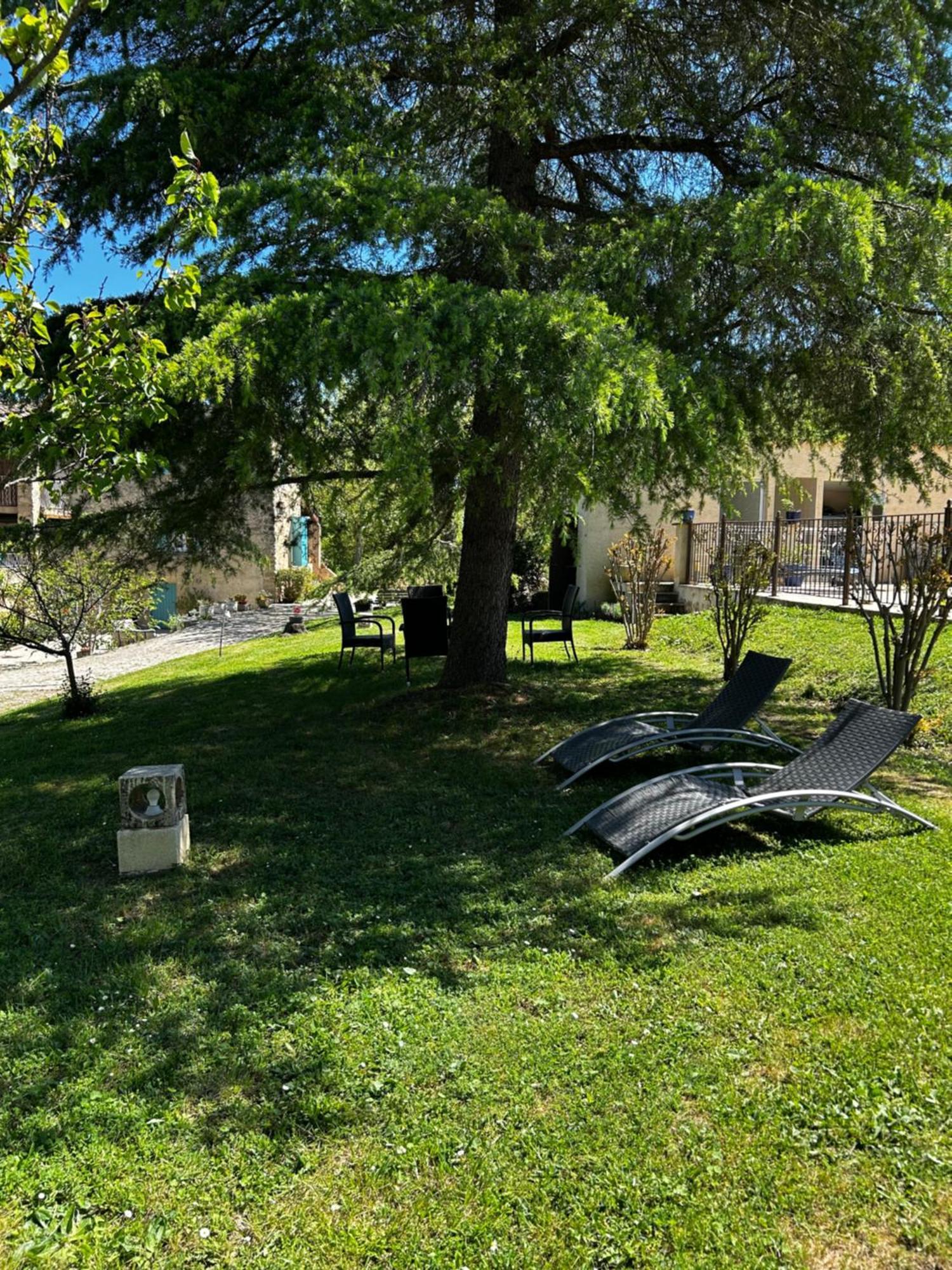 Les Demeures Du Clos Niozelles Buitenkant foto