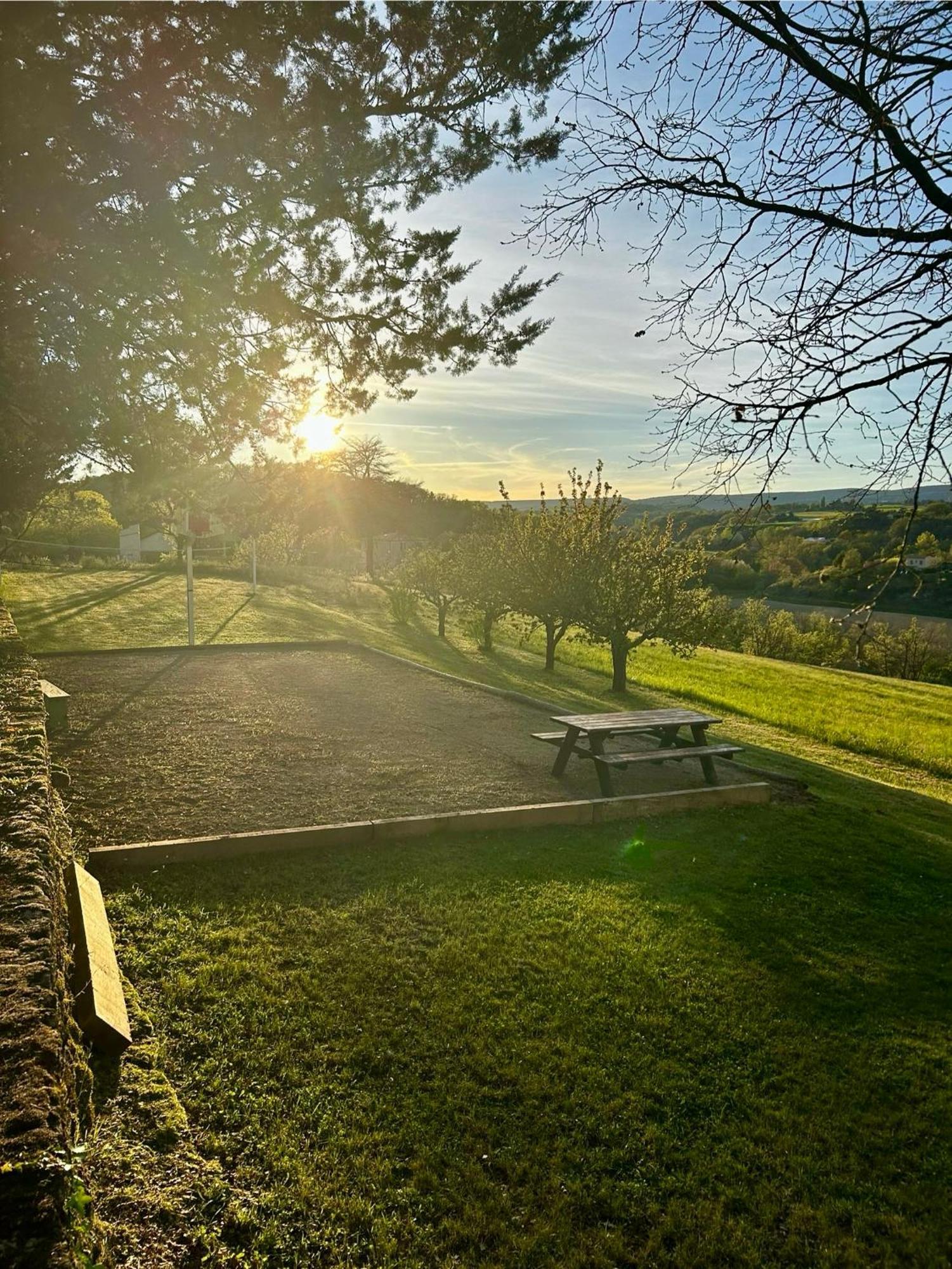 Les Demeures Du Clos Niozelles Buitenkant foto